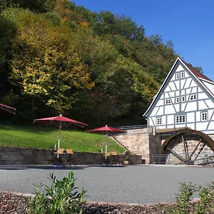 Baumhaushotel Seemuhle Gräfendorf
